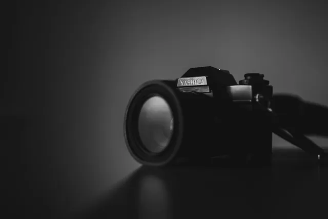 caméra black DS-2CD2645FWD-IZS